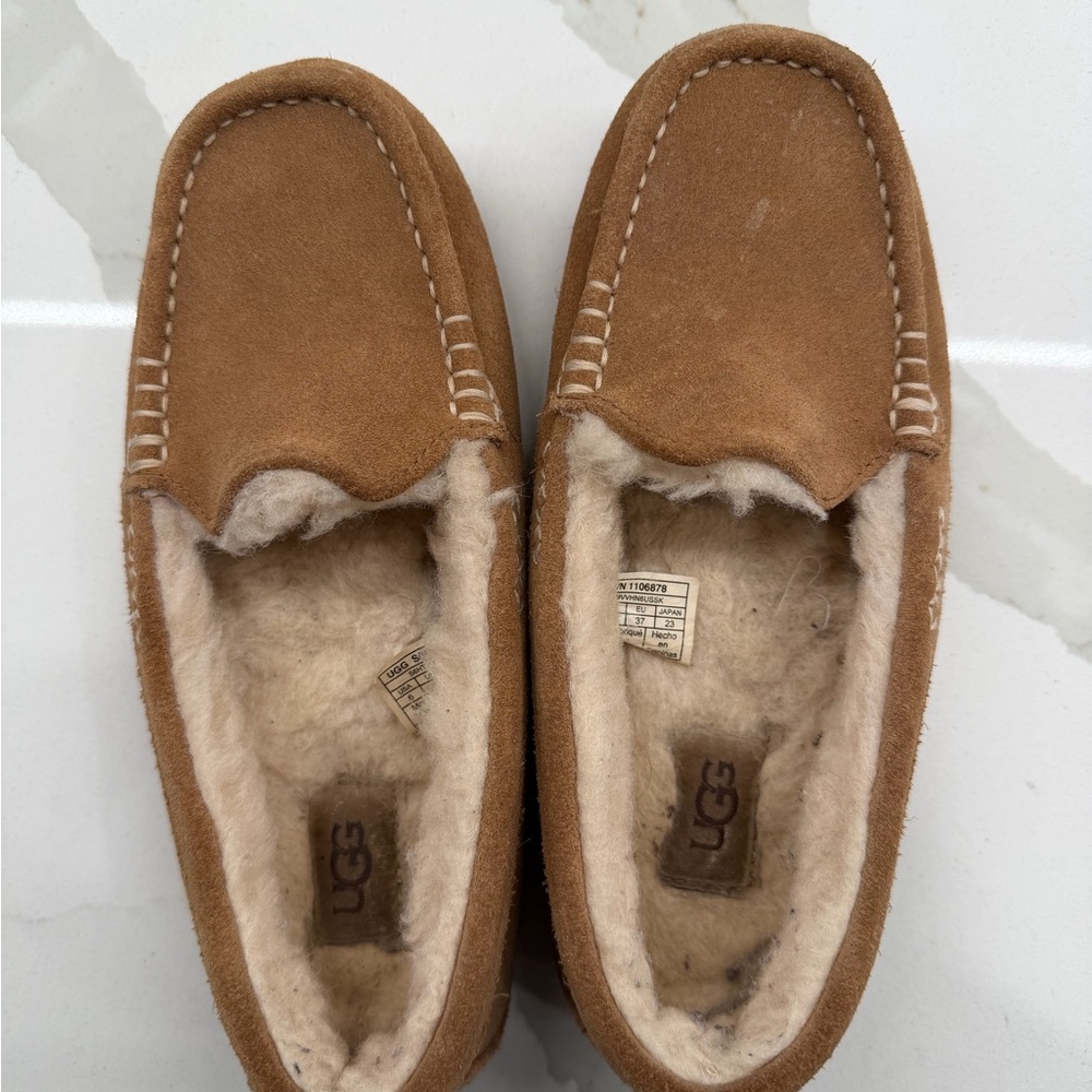 UGG Ansley Tan Suede Slippers